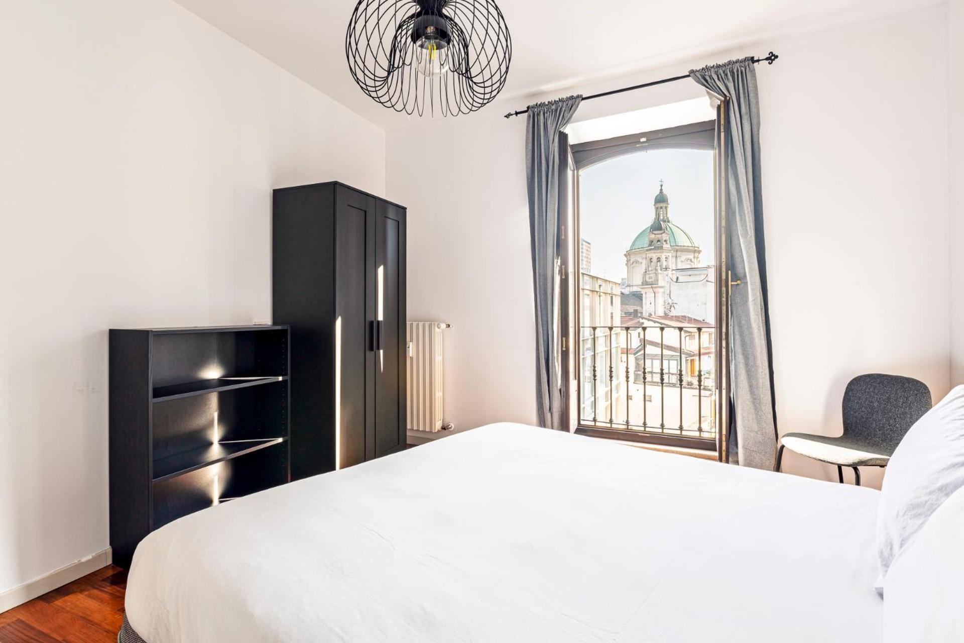 Elegant 2 Bedrooms Apartments Near Duomo Milan Exterior photo